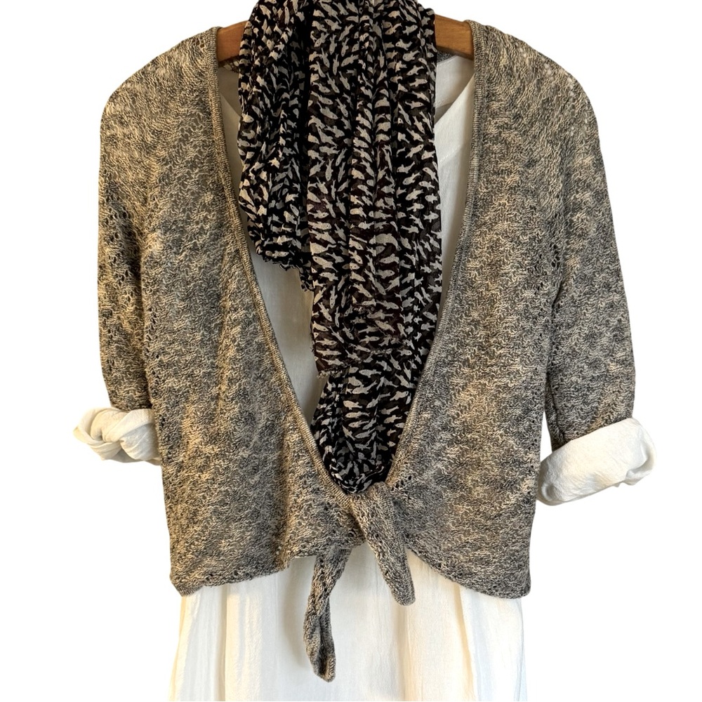 Lightweight Gray and Cream Cotton and Linen Knit Tie Front Shrug Bolero Wrap
